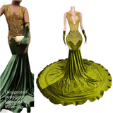 Green velvet dress with gloves2025 prom
